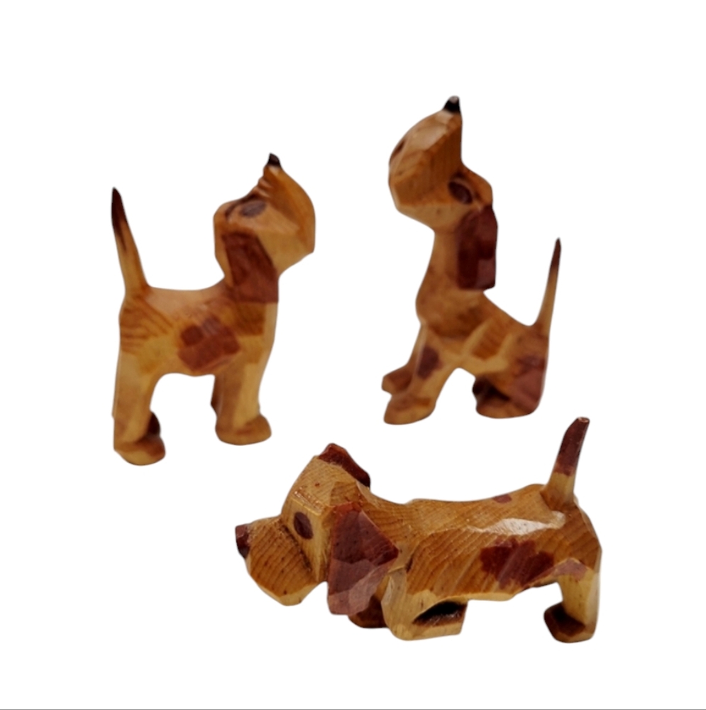 Vintage Set of Three Handcarved Wooden Hunting Dogs